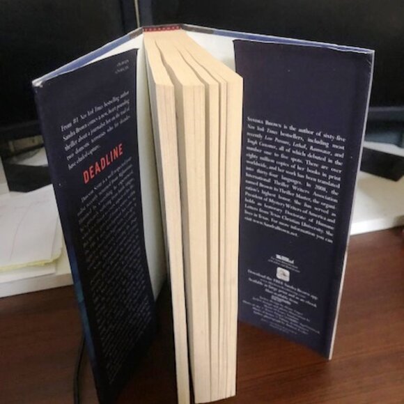 Deadline by Sandra Brown (Hard Cover) - Picture 3 of 6